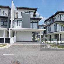 Semi-D New House 3 Storey near Wetland ,IOI City Mall Putrajaya 