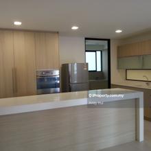 20 Trees Condo With Kitchen Cabinet Aircond Etc