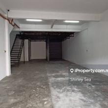 1.5 storey Factory/ Warehouse @ Desa Tun Razak, Cheras Rm7.5k