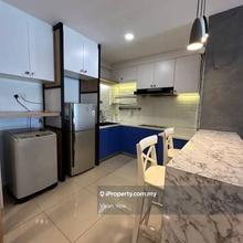 Move in ready unit with top quality furnishings