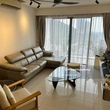 Well maintained unit, low Density, 338 units only, Fully Furnished