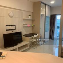Mercu Summer Suite Klcc Fully Furnished For Sale