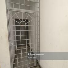 3 rooms and 2 bathrooms --Sri Mayang Apt for rent
