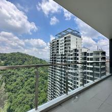 Luxury serviced residence w lush greenery view and a spacious layout