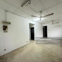 End lot, limited unit, basic 22 x 80 Taman Ehsan Kepong welcome view