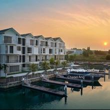 Emerald Bay Puteri Harbour 4 Storey Semi-D With Private Lift For Sale