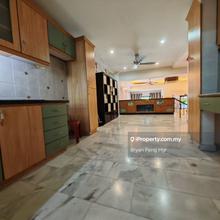 Datuk Sulaiman 2sty Terrace walking to Kiara Park
