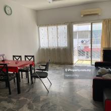 Lily & Rose Apartment