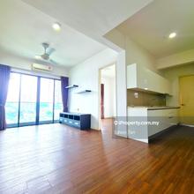 The Grand Kelana Damansara Suite 2r 2b 2carpark for Rent Semi Furnish