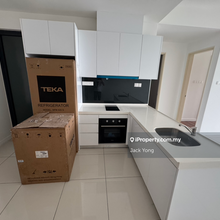 Brand New Unit Next to Mid Valley