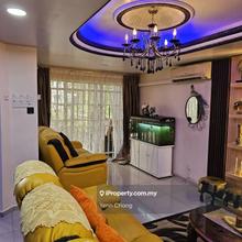Freehold, Nice condition 3r3b, 3 Storey Terrace House @seputeh