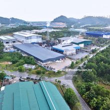 Detached Single Storey Warehouse Factory Office Heavy Industrial