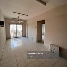 Free hold property short distance to lrt station pavillion bukit jalil