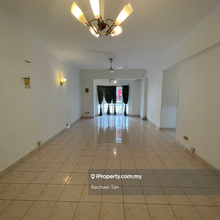 Avant court for sale 