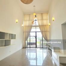 High Ceiling 3 Plus 1 Bedrooms, Low Floor City View 