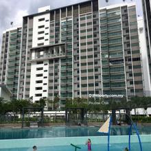 Skyvilla D'Island Residence Puchong 1026sqft Semi Renovated For Sale