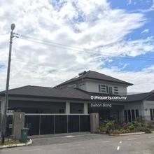 Tabuan Laru Detached House 