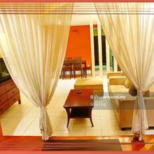 Good Conditions,Balinese Concept Condo@Puncak Nusa Kelana for Sale