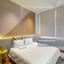 Ready move in, beside ioi city mall & shop, free furnished & reno
