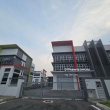 3 Sty semi-D for rent, jalan pp 16, Perdana Industrial Park, Puchong