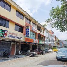 Facing Main road  - Unblock View  - Intermediate Lot - Leasehold