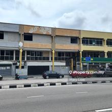 Melaka Raya 2 Adjoining units of Three Storey Shoplot for Rent 