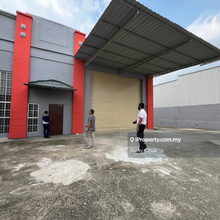 Semi-D factory ,Nice location,Ready unit,Extra Land