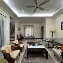 Great steal spacious and cosy semi-detached house