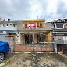 Murah & Renovated 2 Storey Terrace Near To School, Majlis & Aeon