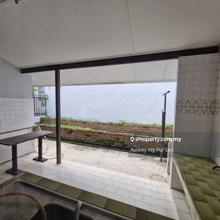 Walking distance to shops