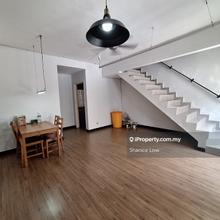 Puchong Utama 2 storey 18x60 4 bedrooms Renovated for Sale