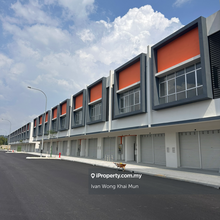 Alam suria , suria square bandar puncak alam shah alam 2