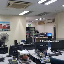 Walking Distance to LRT Station, Freehold, Twins Tower View