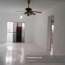 High Floor unit for rent!