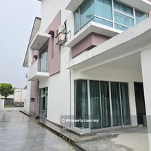 2storey Super-link end lot house For Salw, Green & Safe high-end Area