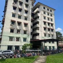 Lelong Unit! Below market value!