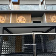 Kulai D'Art Hill Residences 3 Storey Terrace House for Sale