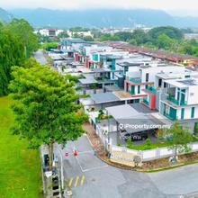 3 Storey Semi-D With Glass Lift @ Golf View Residence Ipoh For Sales