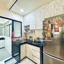 Renovated -Parking berbumbung- Apartment De Bayu Setia Alam Shah Alam