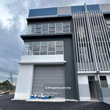 Last unit brand new 2.5 storey Semi D Factory Balakong Jaya for Sales