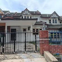 Freehold Rumah 2 Tingkat Renovated (20x70) Taman Bukit Maju 2