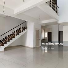 Low density, Gated & Guarded, Spaciousness, quiet and peaceful