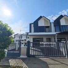 Double Storey End Lot for Rent