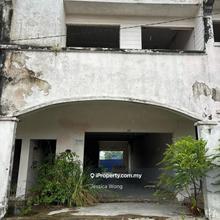 Bukit  Beruntung 2  Storey Shop  3 adjoining For Sale Rm220k per unit 