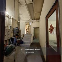 Taman perindustrian bukit kemuning 1.5sty light factory below market 