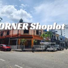Corner shoplot, road frontage, walking distance to MRT