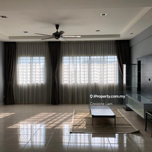 Lagoon suite kota kemuning to let fully furnished 1600/month