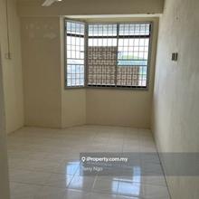 Tanjung Apartment @ Jln Raja Uda Butterwort, Unfurnished unit for Rent