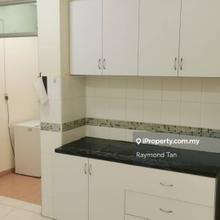 Short walk to MRT station and the curve ikea 3room2b2carparking
