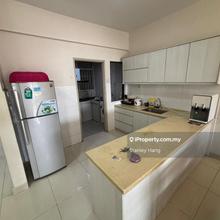 Freehold, 3 Bedroom, Walk to LRT 